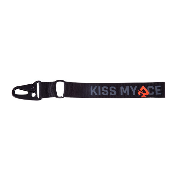 Kiss my Ace key ring